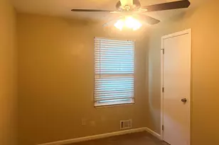 140 Triple Crown Ln, Ellenwood, GA 30294 - Photo 13