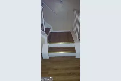 539 Prince Of Wales, Stone Mountain, GA 30083 - Photo 9