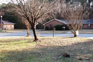 260-B Handley Ct, Tyrone, GA 30290 - Photo 5