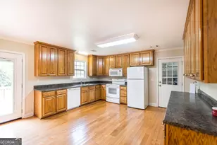 518 Pine Grove Dr, Dublin, GA 31021 - Photo 11