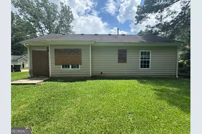 9102 Morris Drive SW, Covington, GA 30014 - Photo 3