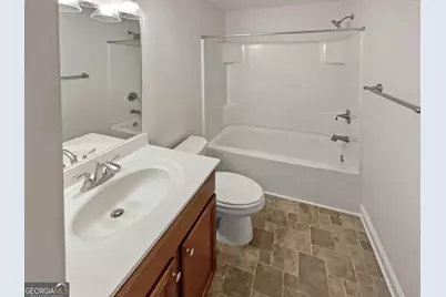 6271 Hickory Lane Circle, Union City, GA 30291 - Photo 17