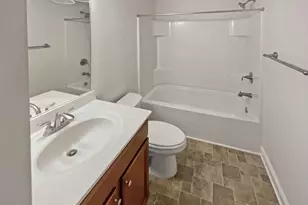 6271 Hickory Ln Cir, Union City, GA 30291 - Photo 17