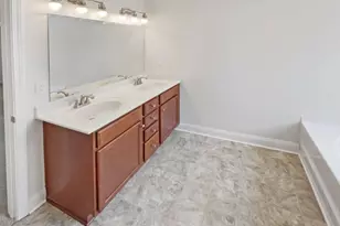 6271 Hickory Ln Cir, Union City, GA 30291 - Photo 15