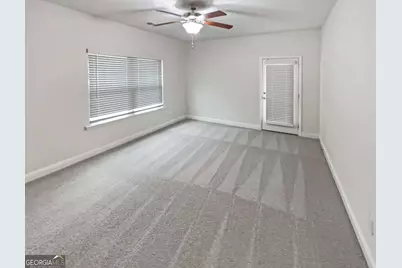 6271 Hickory Lane Circle, Union City, GA 30291 - Photo 11