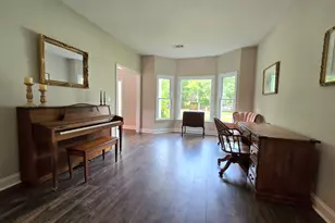 635 Ridgemont Dr, Fayetteville, GA 30215 - Photo 5