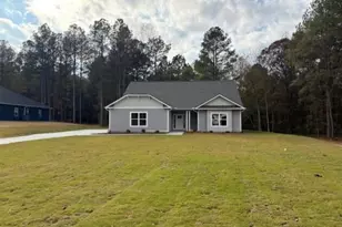 718 Eagle Hts Dr, Maysville, GA 30558 - Photo 1