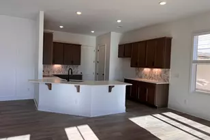 21 Thomaston St, Newnan, GA 30263 - Photo 11