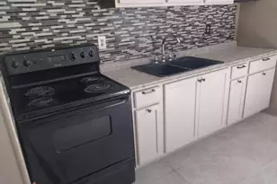 2824 Village Green Dr, Macon, GA 31206 - Photo 3