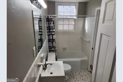 111 Charlton Street NW, Rome, GA 30165 - Photo 7