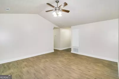 420 Rosehill Drive, McDonough, GA 30253 - Photo 5