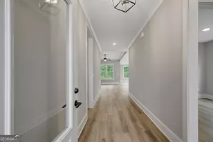 390 Redhaven Dr, Senoia, GA 30276 - Photo 3