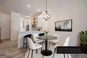 304 W Jones St, Savannah, GA 31401 - Photo 13