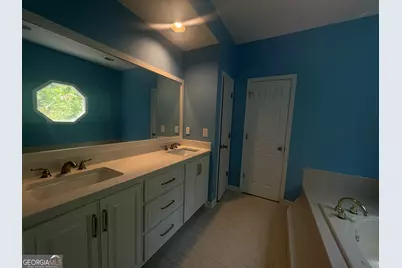 310 Chadwick Court, Macon, GA 31210 - Photo 11