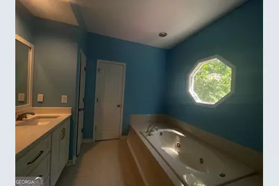 310 Chadwick Court, Macon, GA 31210 - Photo 15