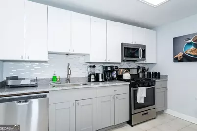 215 Piedmont Avenue NE, Atlanta, GA 30308 - Photo 23