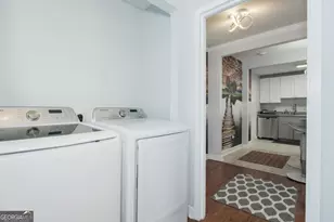 215 Piedmont Ave NE, Atlanta, GA 30308 - Photo 17