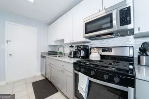 215 Piedmont Ave NE, Atlanta, GA 30308 - Photo 13