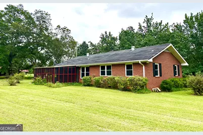 295 Grove Street, Barnesville, GA 30204 - Photo 9