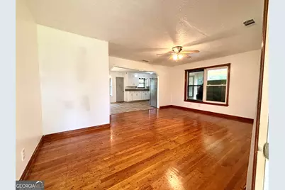 295 Grove Street, Barnesville, GA 30204 - Photo 15