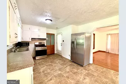 295 Grove Street, Barnesville, GA 30204 - Photo 19