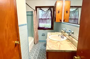 295 Grove St, Barnesville, GA 30204 - Photo 25