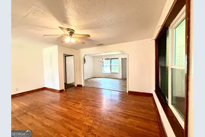 295 Grove Street, Barnesville, GA 30204 - Photo 13