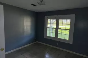 1022 Beck St, Griffin, GA 30224 - Photo 9