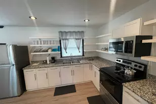 2597 Glenvalley Dr, Decatur, GA 30032 - Photo 3