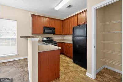 2446 Garnet Avenue, Riverdale, GA 30296 - Photo 7