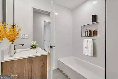 1733 Hollyhock Terrace, Decatur, GA 30032 - Photo 11