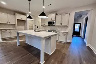 213 Perkins Place Dr, Hogansville, GA 30230 - Photo 5