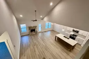 210 Perkins Place Dr, Hogansville, GA 30230 - Photo 11