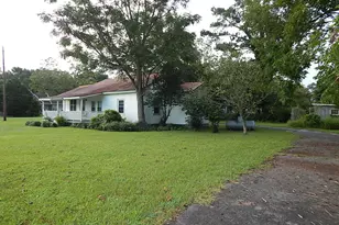 46 E Calhoun St, Reynolds, GA 31076 - Photo 5