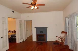 46 E Calhoun St, Reynolds, GA 31076 - Photo 11