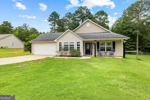 39 Glazier Farms Way, Senoia, GA 30276 - Photo 1