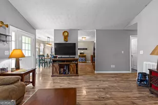 39 Glazier Farms Way, Senoia, GA 30276 - Photo 9