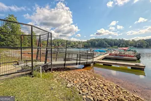 1060 Chatuge Village Cir, Hayesville, NC 28904 - Photo 5