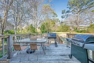 3006 Deshong Dr, Stone Mountain, GA 30087 - Photo 17