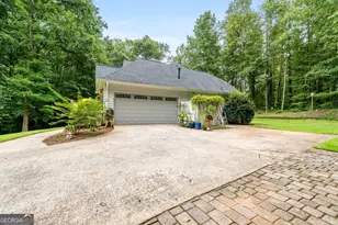 319 Le Paradis Blvd, Sharpsburg, GA 30277 - Photo 49