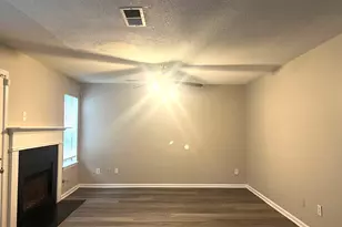 4395 Ward Bluff Ct, Ellenwood, GA 30294 - Photo 5