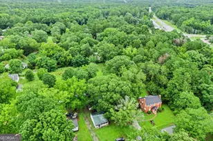 138 Main St, Sharpsburg, GA 30277 - Photo 3