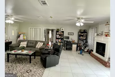 803 E Barnard Street, Glennville, GA 30427 - Photo 5