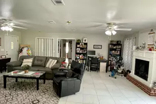 803 E Barnard St, Glennville, GA 30427 - Photo 5