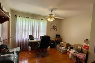 803 E Barnard St, Glennville, GA 30427 - Photo 13