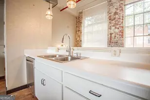 301 Bradley St, Carrollton, GA 30117 - Photo 13