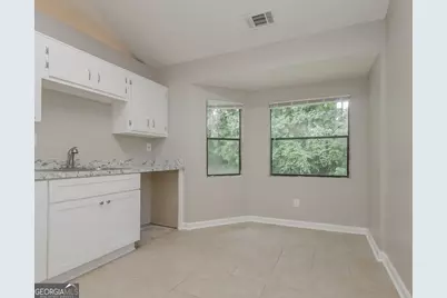 145 Lynda Lane, Fairburn, GA 30213 - Photo 5