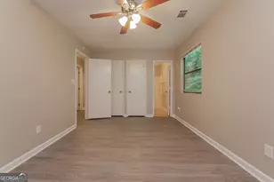 145 Lynda Ln, Fairburn, GA 30213 - Photo 7