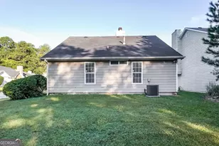 1136 Oakwood Manor Ct, Decatur, GA 30032 - Photo 15