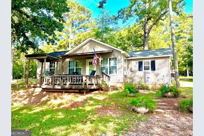 201 Lakeshore Drive, Eatonton, GA 31024 - Photo 1